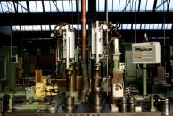 Εργοστάσιο κατασκευής οικιακών ειδών, 2008, Μονοκάναλο βίντεο, 12 λεπτά, παραχώρηση της Qbox Gallery, Αθήνα και Francesca Minini, Μιλάνο