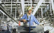 Εργοστάσιο κατασκευής τζην, 2008, Μονοκάναλο βίντεο, 12 λεπτά, Παραχώρηση της Qbox Gallery, Αθήνα και Francesca Minini, Μιλάνο