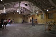 Προσοχή! Πτώση Σκιών, εγκατάσταση, διαστάσεις μεταβλητές, 2011, παραχώρηση του καλλιτέχνη, ανάθεση της 3ης Μπιενάλε Σύγχρονης Τέχνης Θεσσαλονίκης