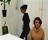 Οικογένεια 2003 Ψηφιακό βίντεο 6’ 30’’Παραχώρηση των Schau Ort, Ζυρίχη, Pilar Corrias, Λονδίνο και Christian Nagel, Βερολίνο  