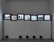 PROHIBIDO CANTAR / NO SINGING, 2012 INSTALLATION WITH 7 VIDEOS, COLOR, SOUND VIEW OF THE EXHIBITION JORDI COLOMER, DÉFENSE DE CHANTER, GALERIE MICHEL REIN, PARIS, 2013